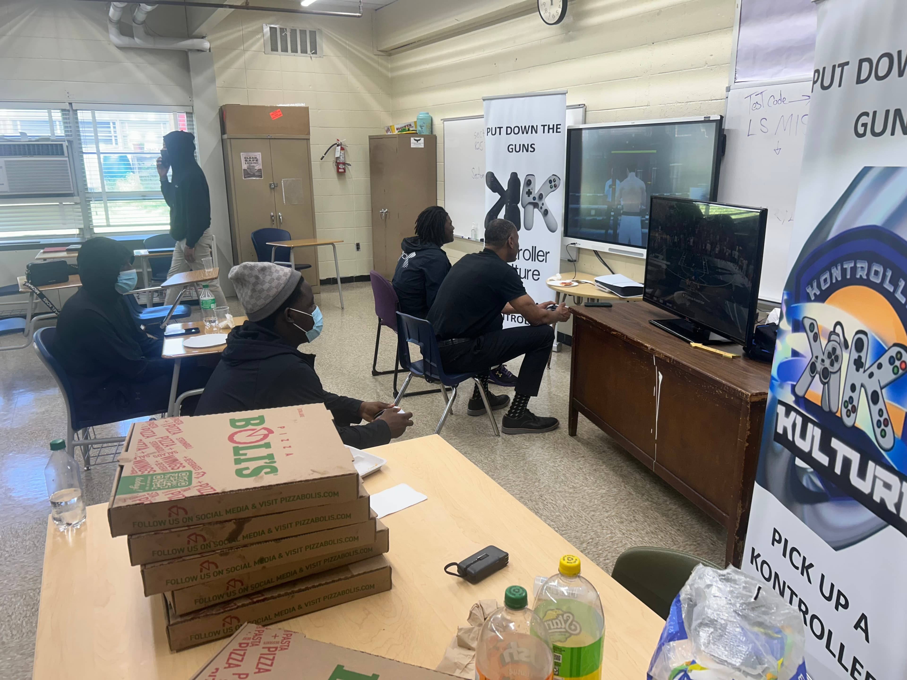 Youth gaming at community center program with Kontroller Kulture setup